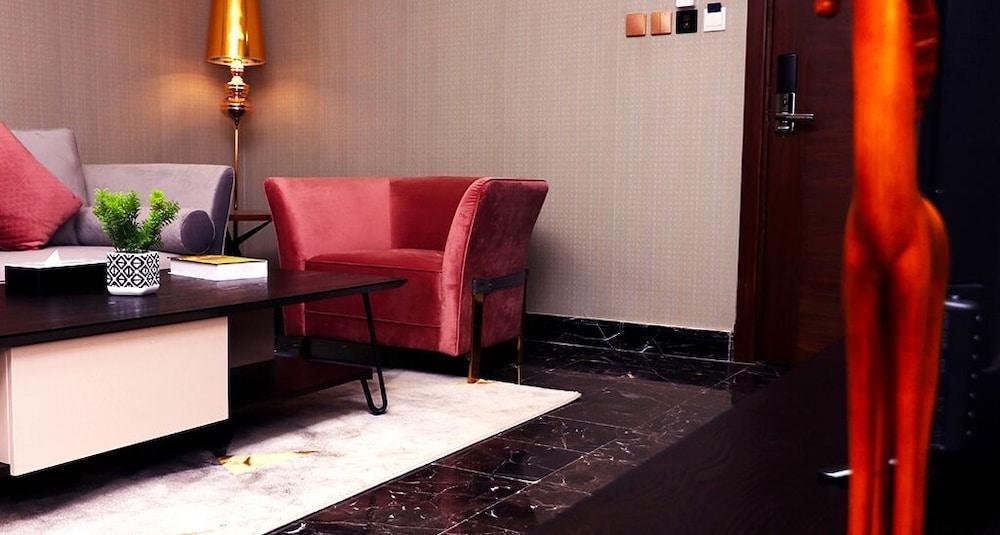 Hotel Donatello 4*
