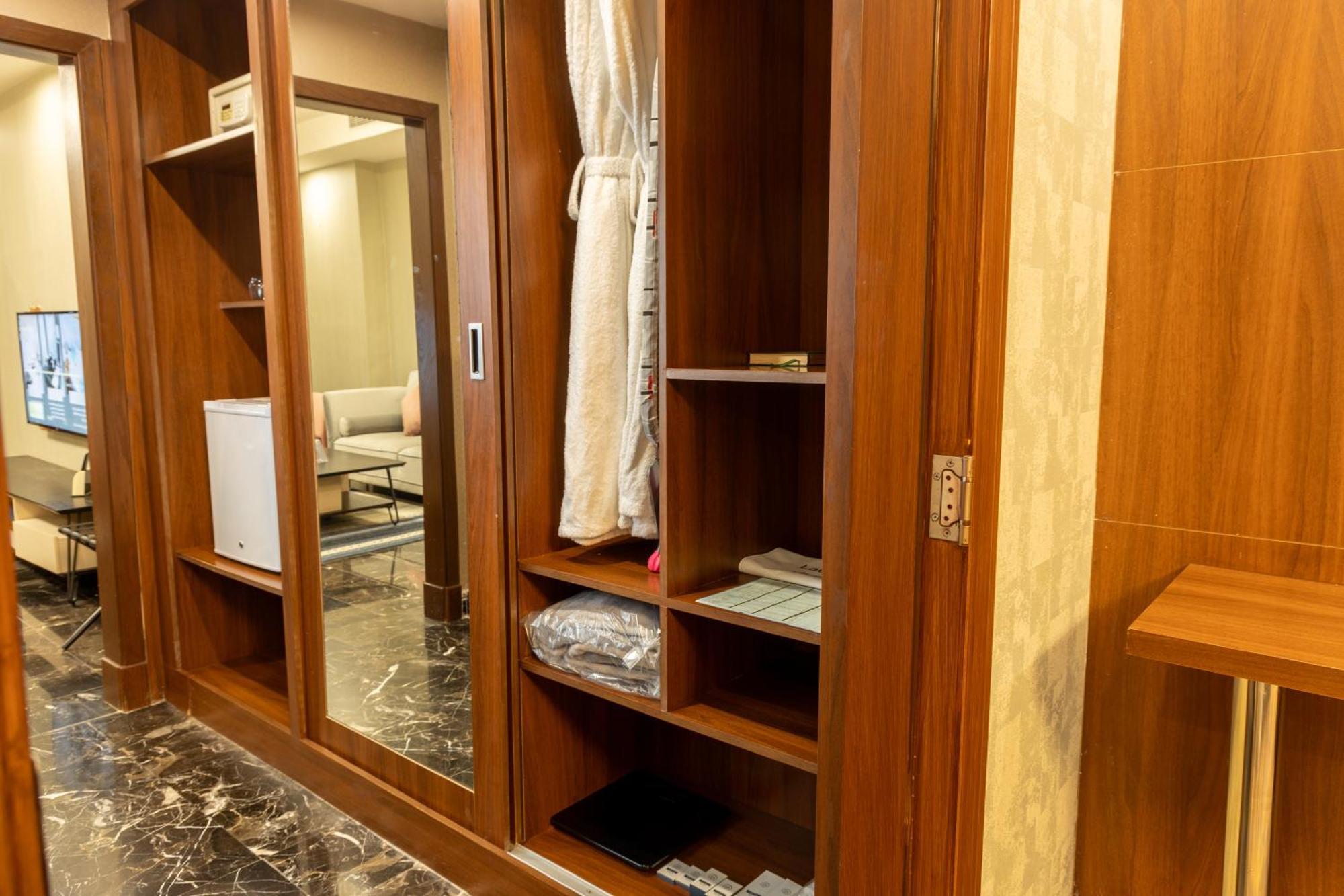 Donatello Hotel 4*