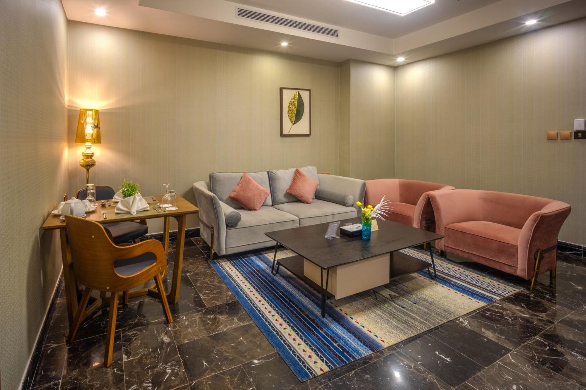 Donatello Hotel